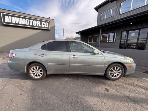 Used 2004 Lexus ES 330 image 2