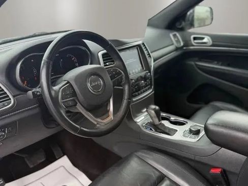 Used 2018 Jeep Grand Cherokee Limited AWD/4WD image 10