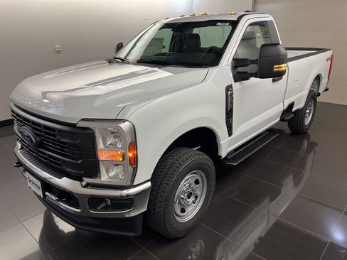 New 2026 Ford F350 XL w/ XL Chrome Package AWD/4WD image 3