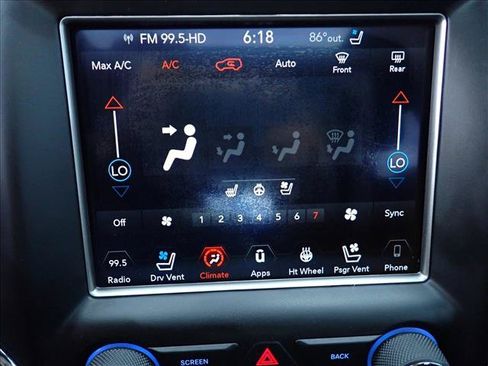 Used 2017 Jeep Grand Cherokee Trailhawk AWD/4WD image 24