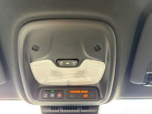 Certified 2025 Chevrolet Colorado Trail Boss image 10