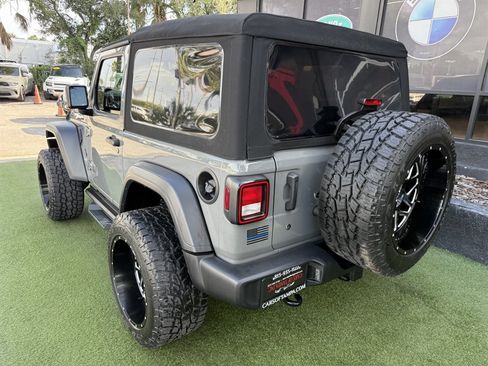 Used 2019 Jeep Wrangler Sport AWD/4WD image 4