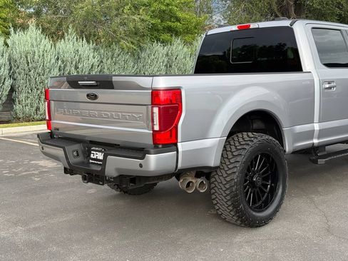 Used 2022 Ford F250 Lariat w/ Black Appearance Package AWD/4WD image 10