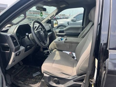 Used 2017 Ford F150 XLT AWD/4WD image 12