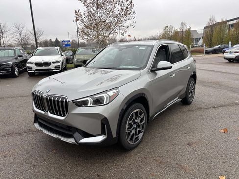 Used 2026 BMW X1 xDrive28i w/ Technology Package AWD/4WD image 3