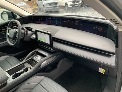 New 2026 Lincoln Nautilus Reserve w/ Jet Appearance Package AWD/4WD image 18