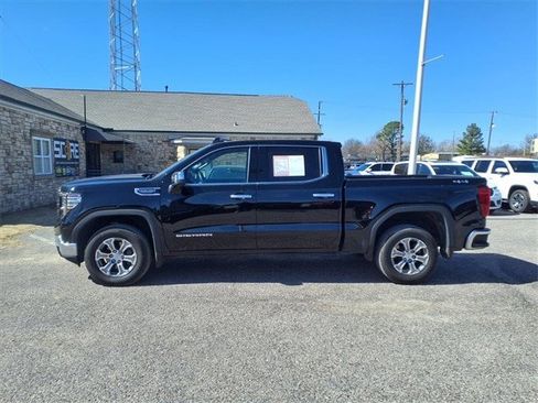Used 2025 GMC Sierra 1500 SLT image 16