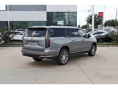 Used 2023 Cadillac Escalade ESV Premium Luxury Platinum AWD/4WD image 6