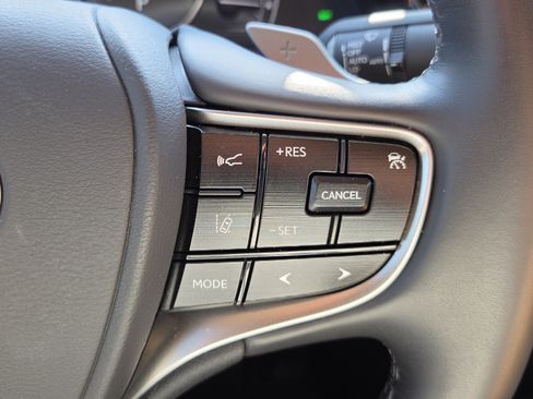 Used 2025 Lexus ES 300h Ultra Luxury w/ Accessory Package (Z2) FWD image 28