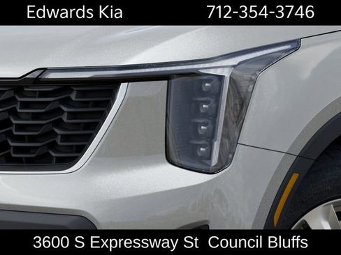 New 2026 Kia Sorento LX FWD image 12