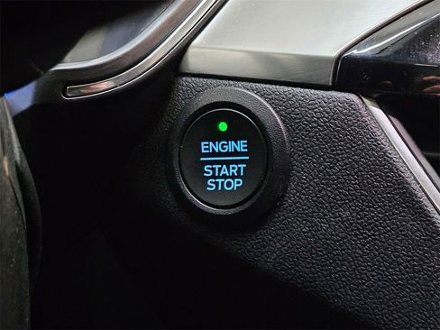 Used 2022 Ford Escape Titanium w/ Class II Trailer Tow Package image 37