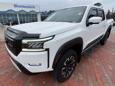 Used 2024 Nissan Frontier PRO-4X w/ Pro Convenience Package image 5