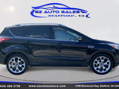 Used 2016 Ford Escape Titanium AWD/4WD image 4