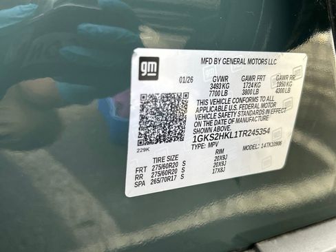 New 2026 GMC Yukon XL AT4 w/ LPO, Floor Liner Package AWD/4WD image 32