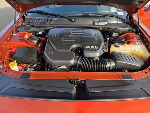 Used 2021 Dodge Challenger SXT image 14