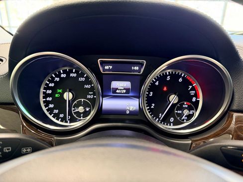 Used 2015 Mercedes-Benz GL 450 4MATIC image 42