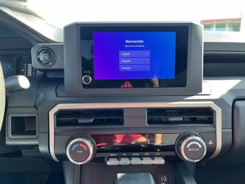 Certified 2025 Toyota Tacoma SR image 29