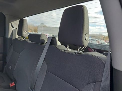 Used 2022 Chevrolet Silverado 1500 Custom image 28