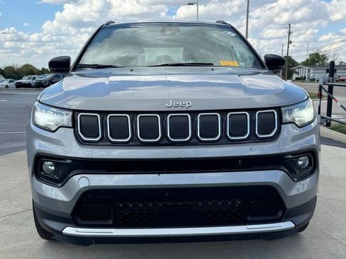 Used 2022 Jeep Compass Limited w/ Sun and Sound Group image 2