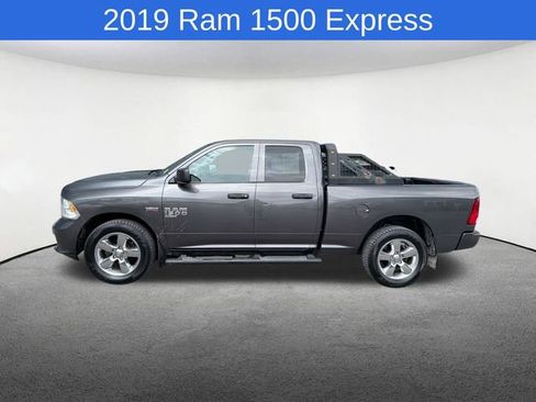 Used 2019 RAM 1500 Express w/ Express Value Package AWD/4WD image 13