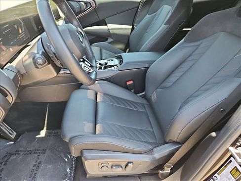 Certified 2025 BMW X3 xDrive30i w/ M Sport Package AWD/4WD image 22