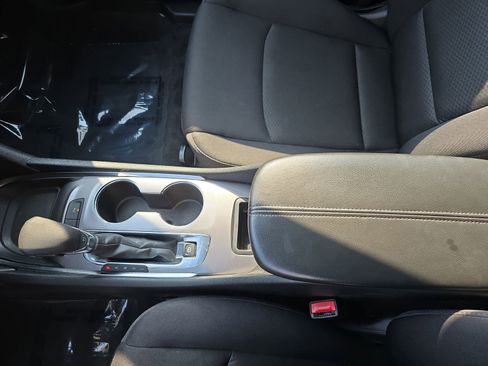 Used 2024 Chevrolet Malibu LT image 24