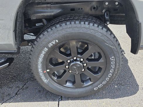 New 2026 RAM 2500 Laramie AWD/4WD image 38