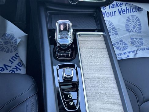 New 2026 Volvo XC60 B5 Plus w/ Climate Package image 22