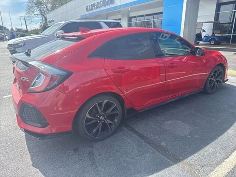 Used 2019 Honda Civic Sport Touring image 3