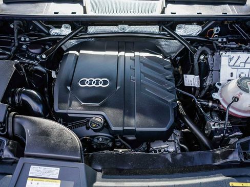 Used 2023 Audi Q5 2.0T Premium w/ Convenience Package image 27