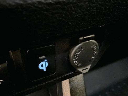 Used 2020 Toyota Tacoma TRD Off-Road image 31