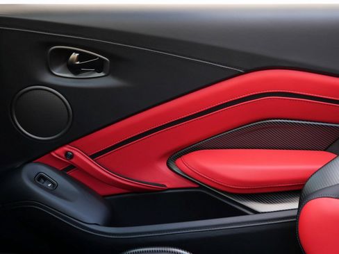 Used 2023 Aston Martin V12 Vantage Roadster image 21