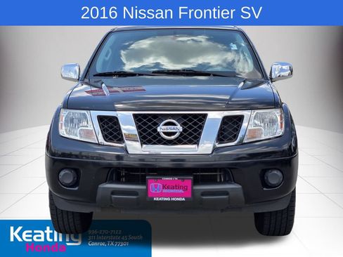 Used 2016 Nissan Frontier SV RWD image 2