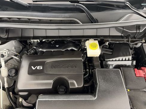 Certified 2024 Nissan Pathfinder Platinum AWD/4WD image 12