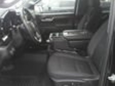 Used 2025 Chevrolet Silverado 1500 LT RWD image 19