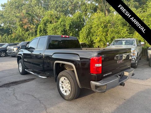 Used 2017 GMC Sierra 1500 SLE w/ SLE Value Package AWD/4WD image 6