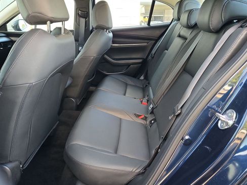 Used 2025 MAZDA MAZDA3 s image 26