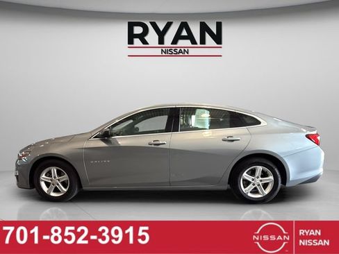 Used 2024 Chevrolet Malibu LT FWD image 14