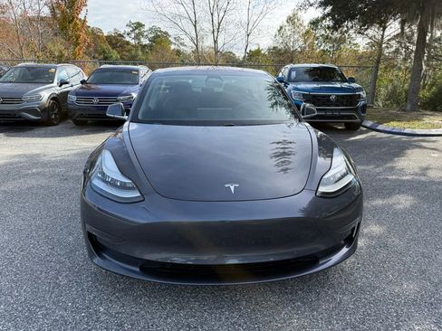 Used 2018 Tesla Model 3 Long Range image 2
