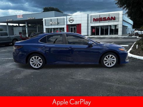 Used 2023 Toyota Camry LE image 3