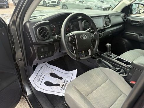 Used 2022 Toyota Tacoma SR image 27