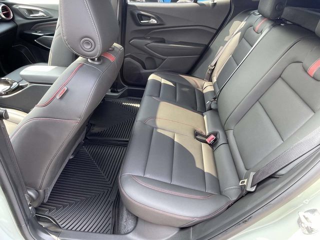 Certified 2024 Chevrolet Trax RS w/ Sunroof Package FWD image 11