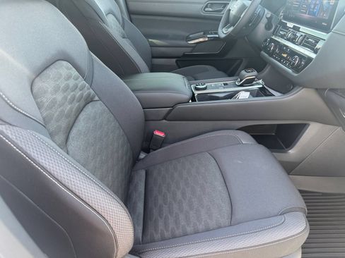 New 2026 Nissan Pathfinder SV AWD/4WD image 12
