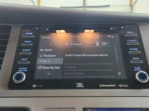 Used 2020 Toyota Sienna Limited Premium image 32