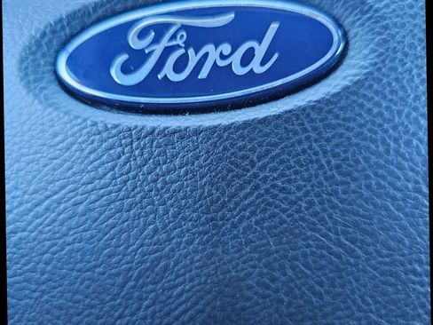 Used 2020 Ford Fusion Titanium image 23