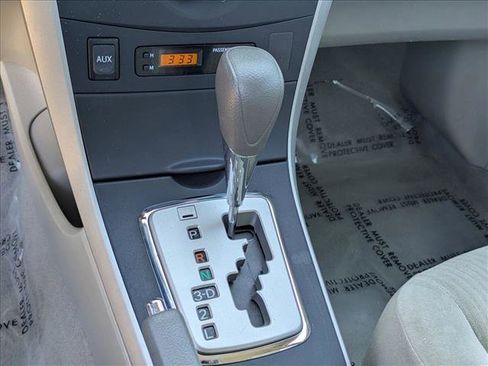 Used 2010 Toyota Corolla LE image 13