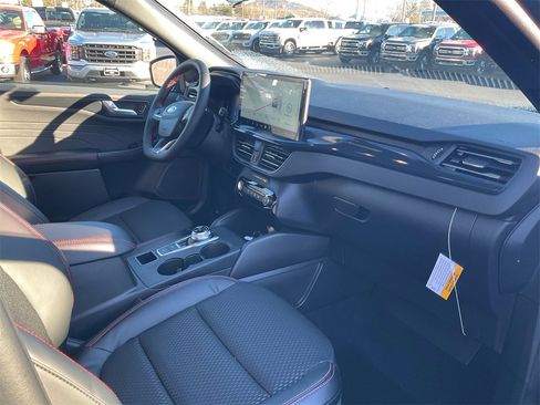New 2026 Ford Escape ST-Line w/ Tech Pack #1 image 11