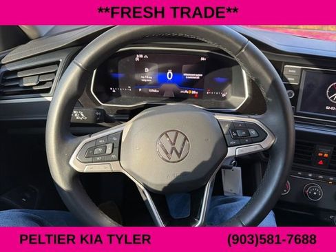 Used 2024 Volkswagen Jetta S image 17