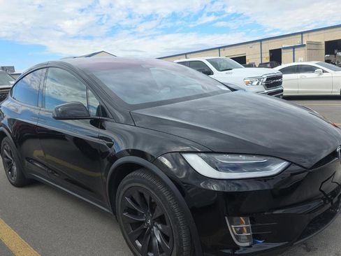 Used 2019 Tesla Model X 100D image 6