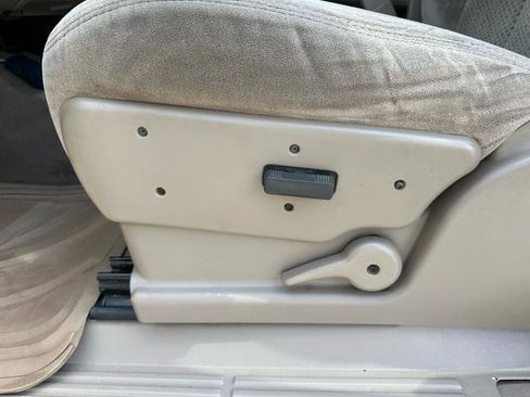 Used 2006 Chevrolet Silverado 1500 LT w/ Light Duty Power Package image 22